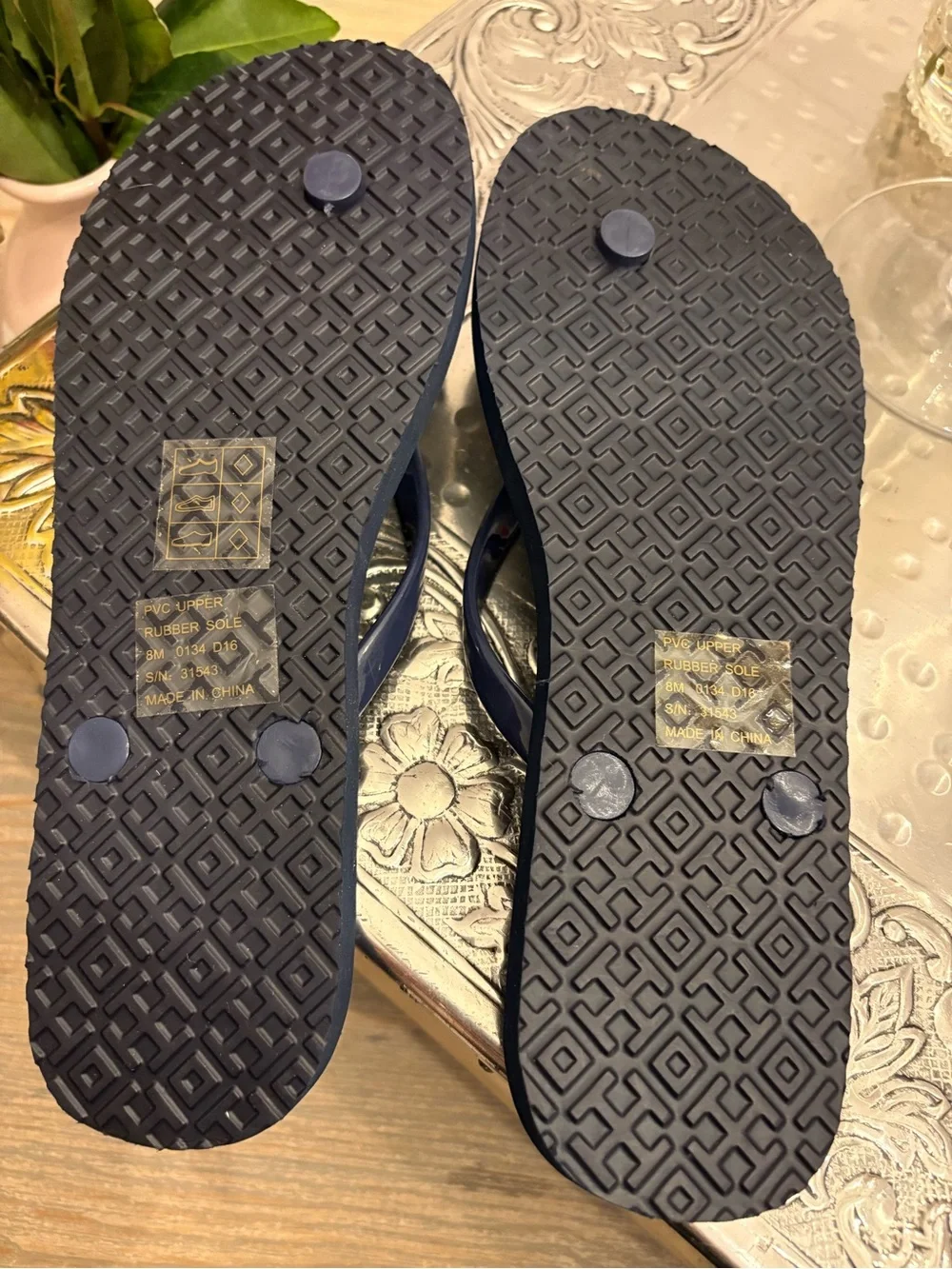 New Tory Burch Navy Floral Flip Flops with Gold Logo $100